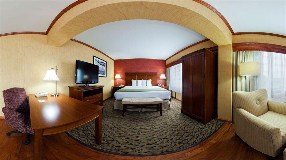 Holiday Inn Clark - Newark By Ihg Extérieur photo
