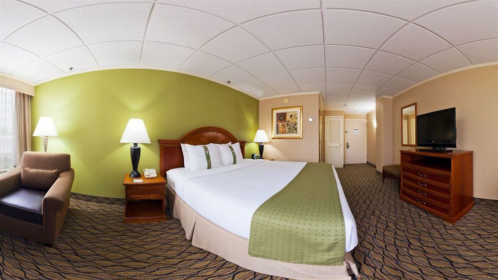 Holiday Inn Clark - Newark By Ihg Extérieur photo